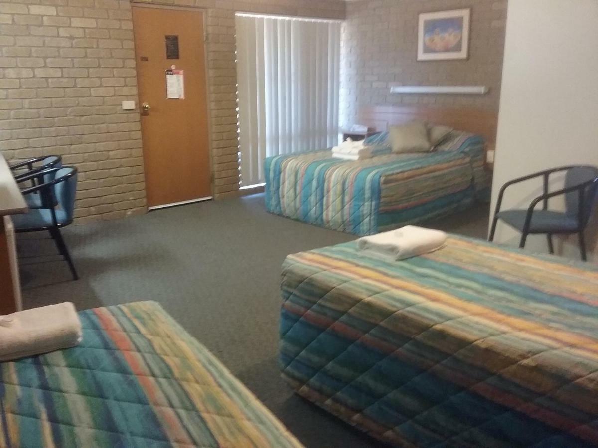 Darling Junction Motor Inn Wentworth Εξωτερικό φωτογραφία